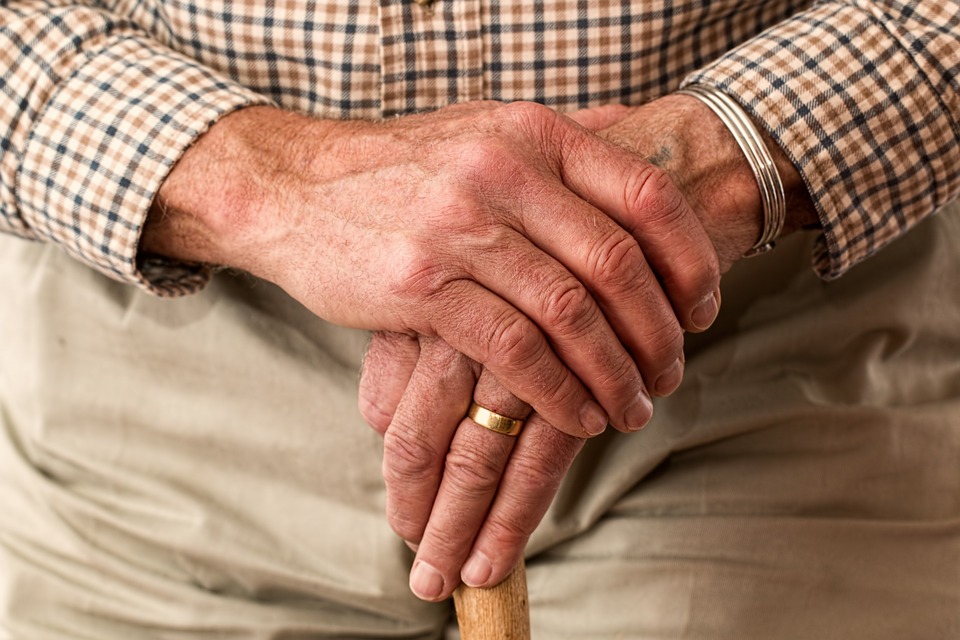 Praca z seniorami ? opieka nad osobami starszymi w Niemczech